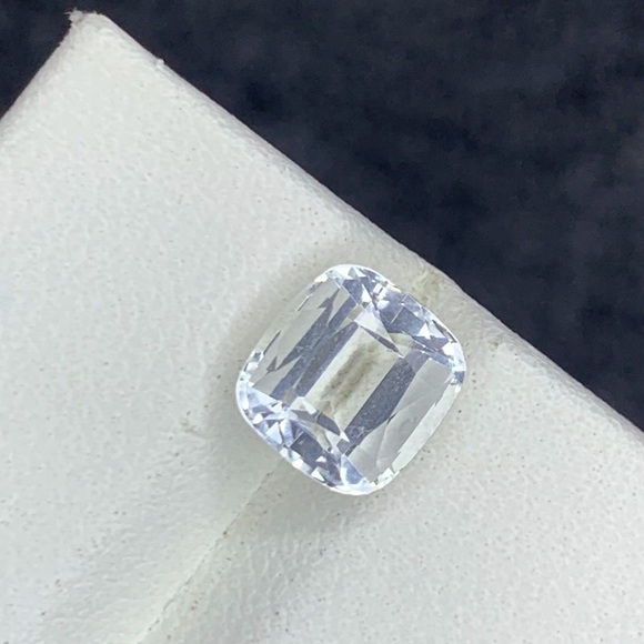 1.90 Carat’s Natural Aquamarine Gemstone - Picture 3 of 17